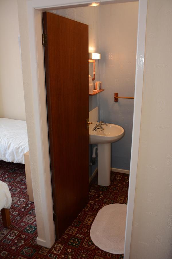 The Cove Guest House Rhyl Eksteriør billede