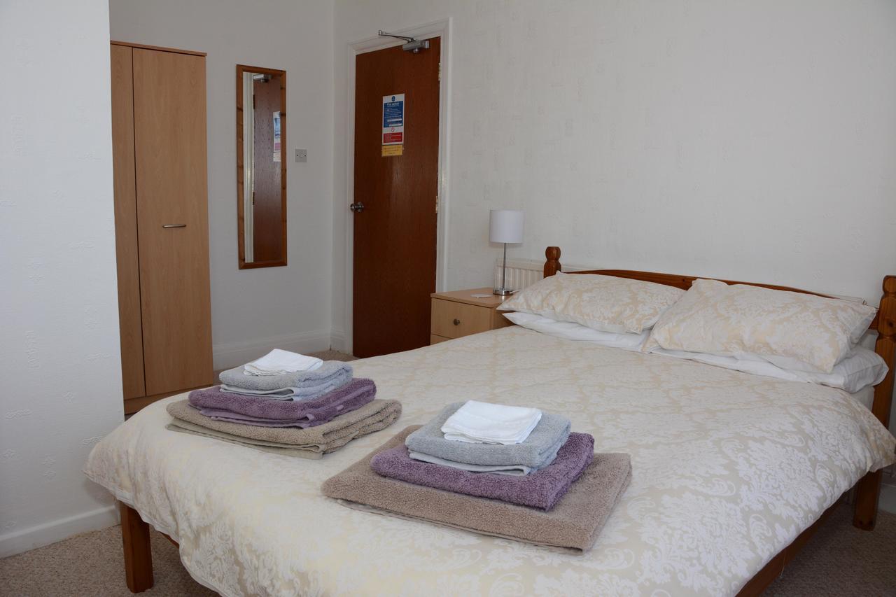 The Cove Guest House Rhyl Eksteriør billede